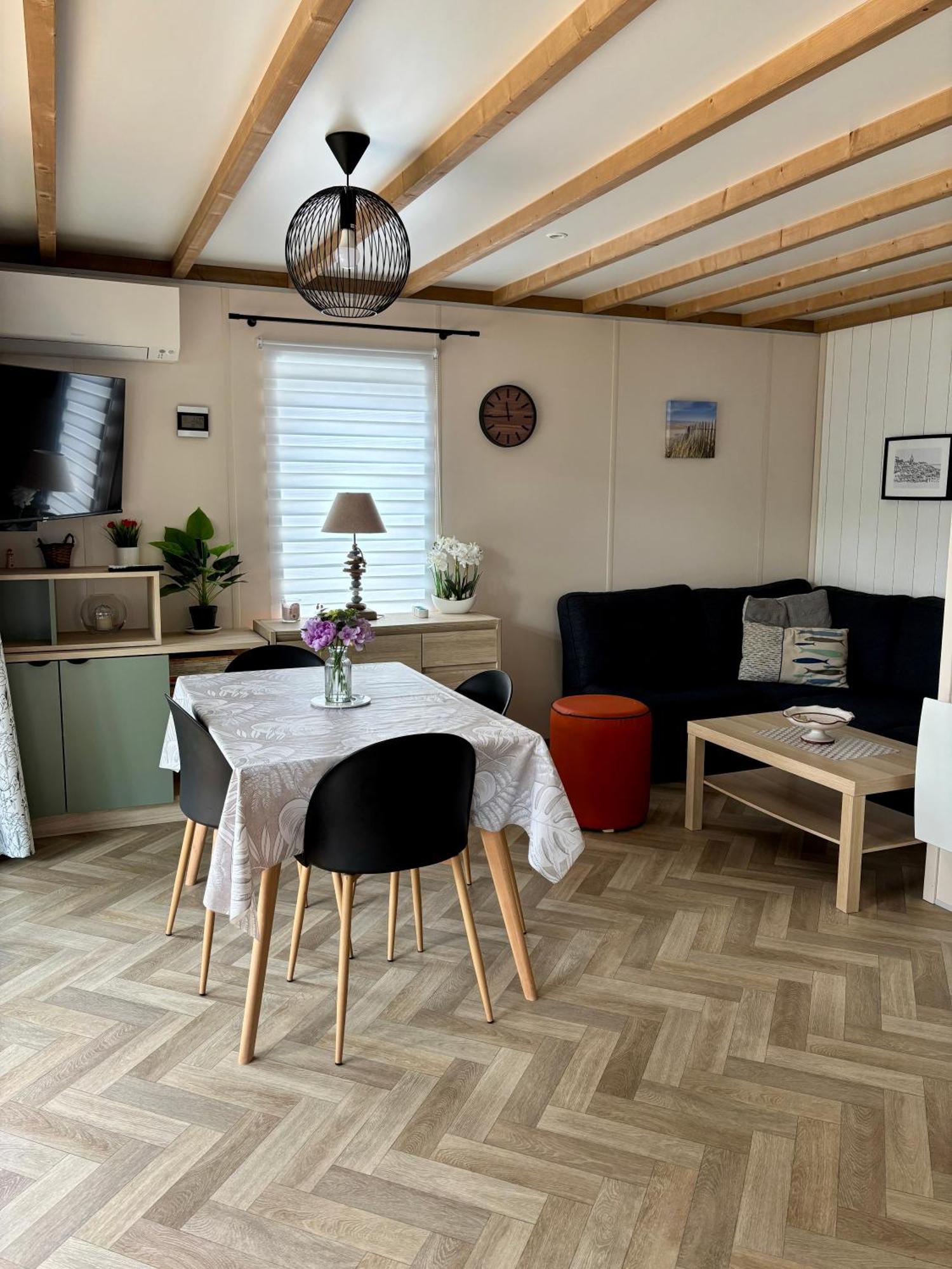 Le Domaine Des Pins Hotel Saint-Hilaire-de-Riez Kültér fotó